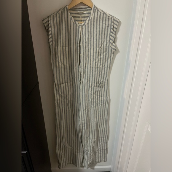 Doen Junpsuit - Picture 1 of 4